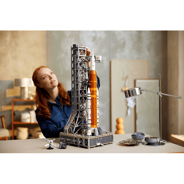 Sistema de Lançamento Espacial Artemis da NASA 8