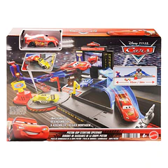 Cars - Piston Cup Stunting Speedway