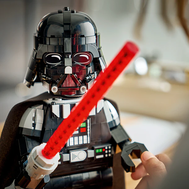 Minifigura Aumentada de Darth Vader 7