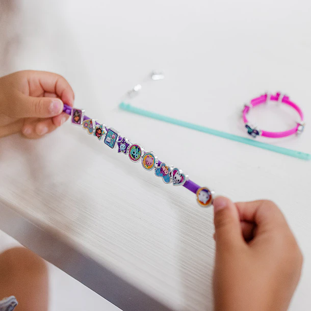 Gabby's Dollhouse - Kit Pulseiras Brilhantes com Pingentes 4