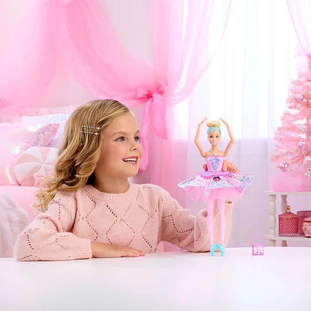 Barbie o Quebra-Nozes - Bailarina Clara Deluxe 6