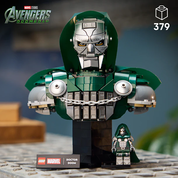 Busto do Doctor Doom 5