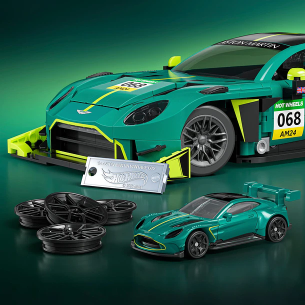 Hot Wheels Elite Series - '24 Aston Martin Vantage GT3 4