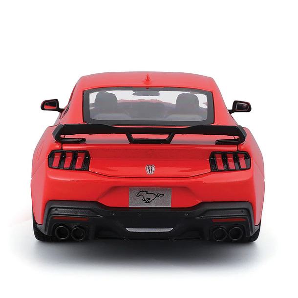 Maisto 1:24 - Ford Mustang Dark Horse 2024 5