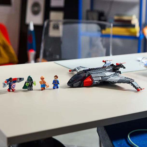 Vingadores: Doomsday – Quinjet 5