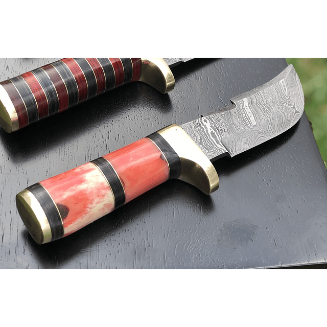 Cuchillo de colección outdoor origen Siria (Hueso color rojo)