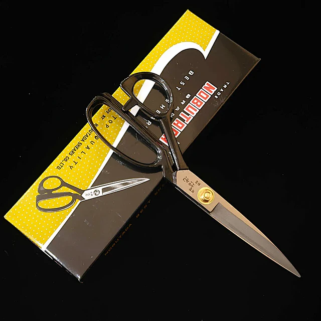 信忠NOBUTADA TIJERAS（240mm）