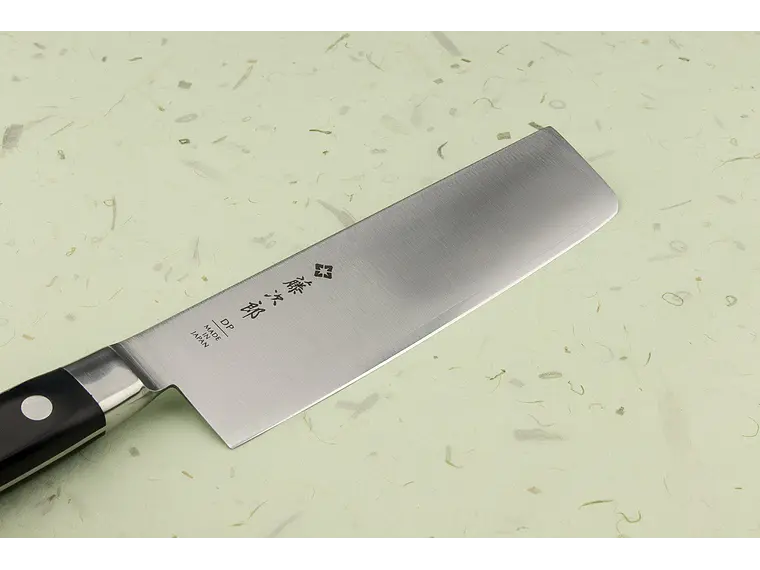 Cuchillo Nakiri. Acero VG10. Hoja 165 mm . 3