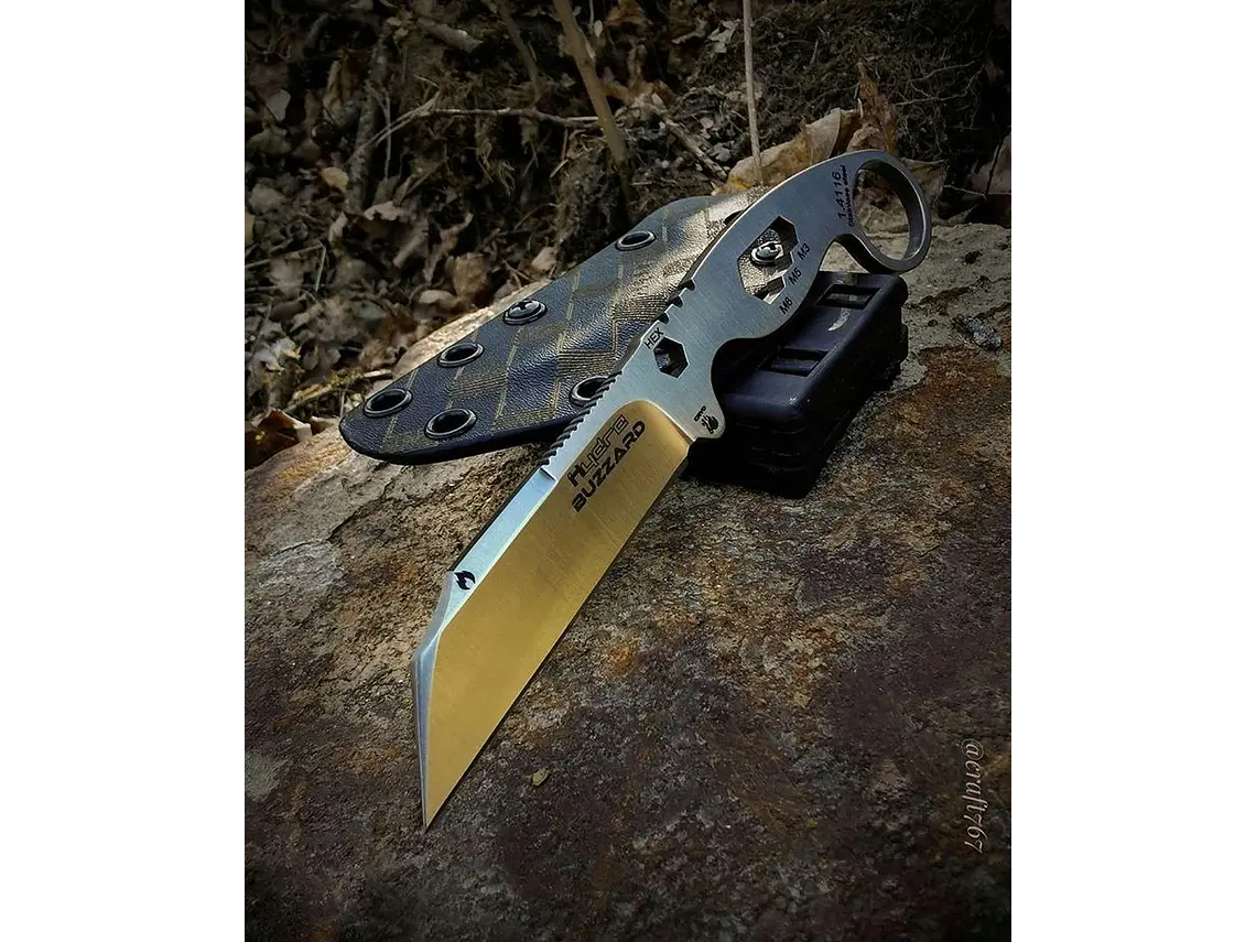 Karambit Buzzard White Hawk. Filo Liso. Hoja 8 cm. 2