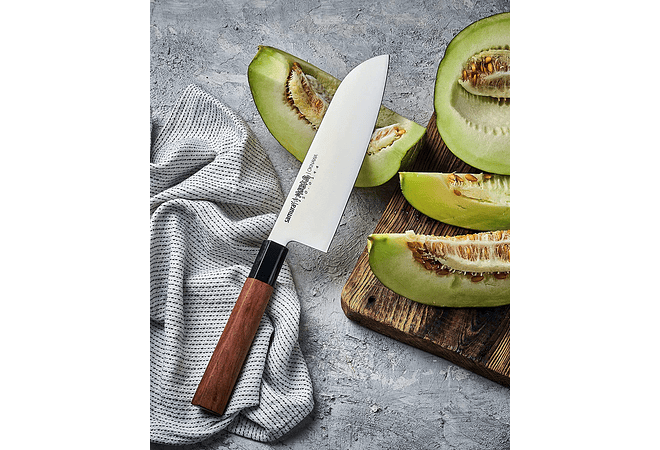 SAMURA Okinawa , Santoku largo de hoja 175mm