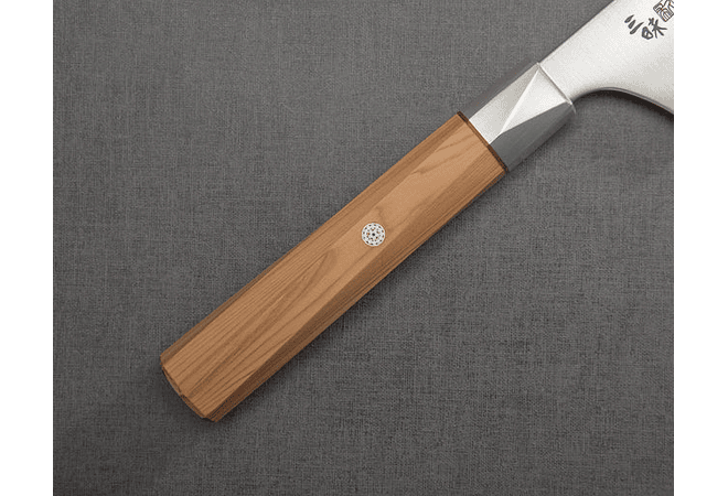 Mcusta Zanmai, cuchillo Gyuto hoja 210 mm 