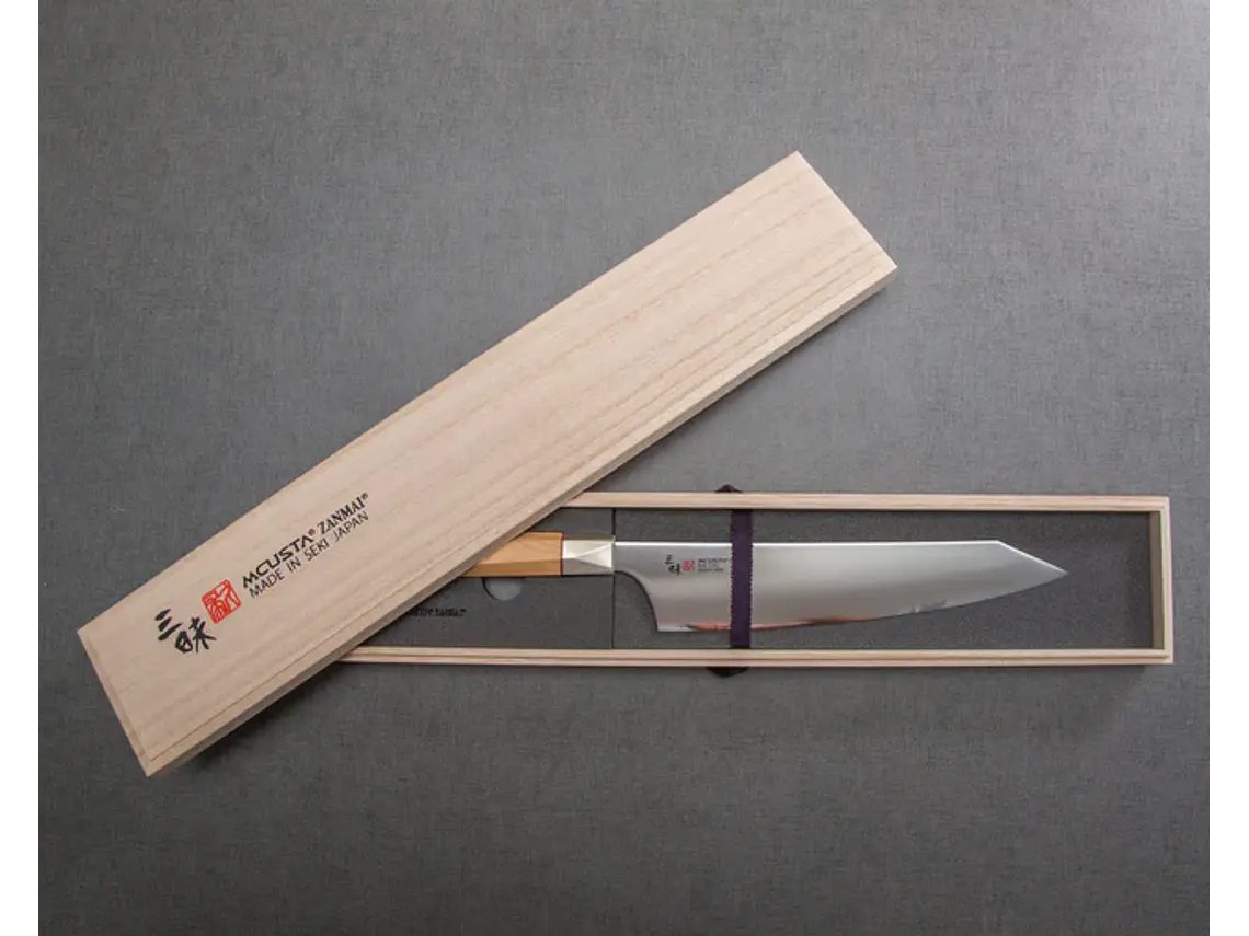 Cuchillo Gyuto. Acero Aogami. Hoja 210 mm. 1