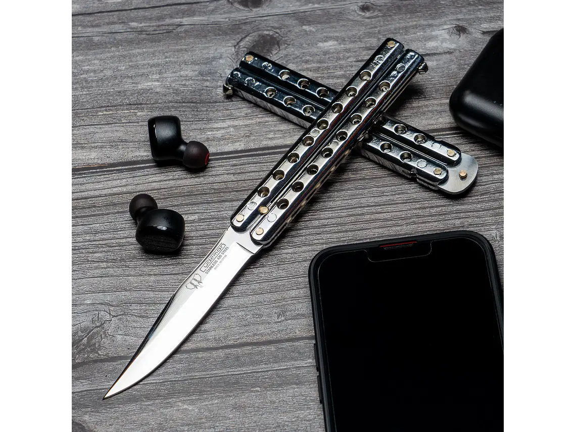 Balisong. Hoja 9 cm. 1