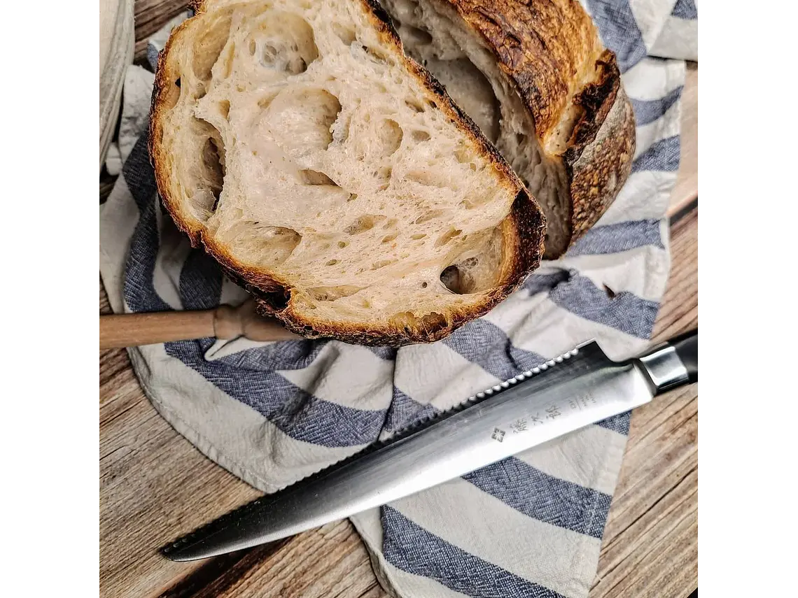 Cuchillo para Pan. Acero VG10. hoja 215 mm. 3