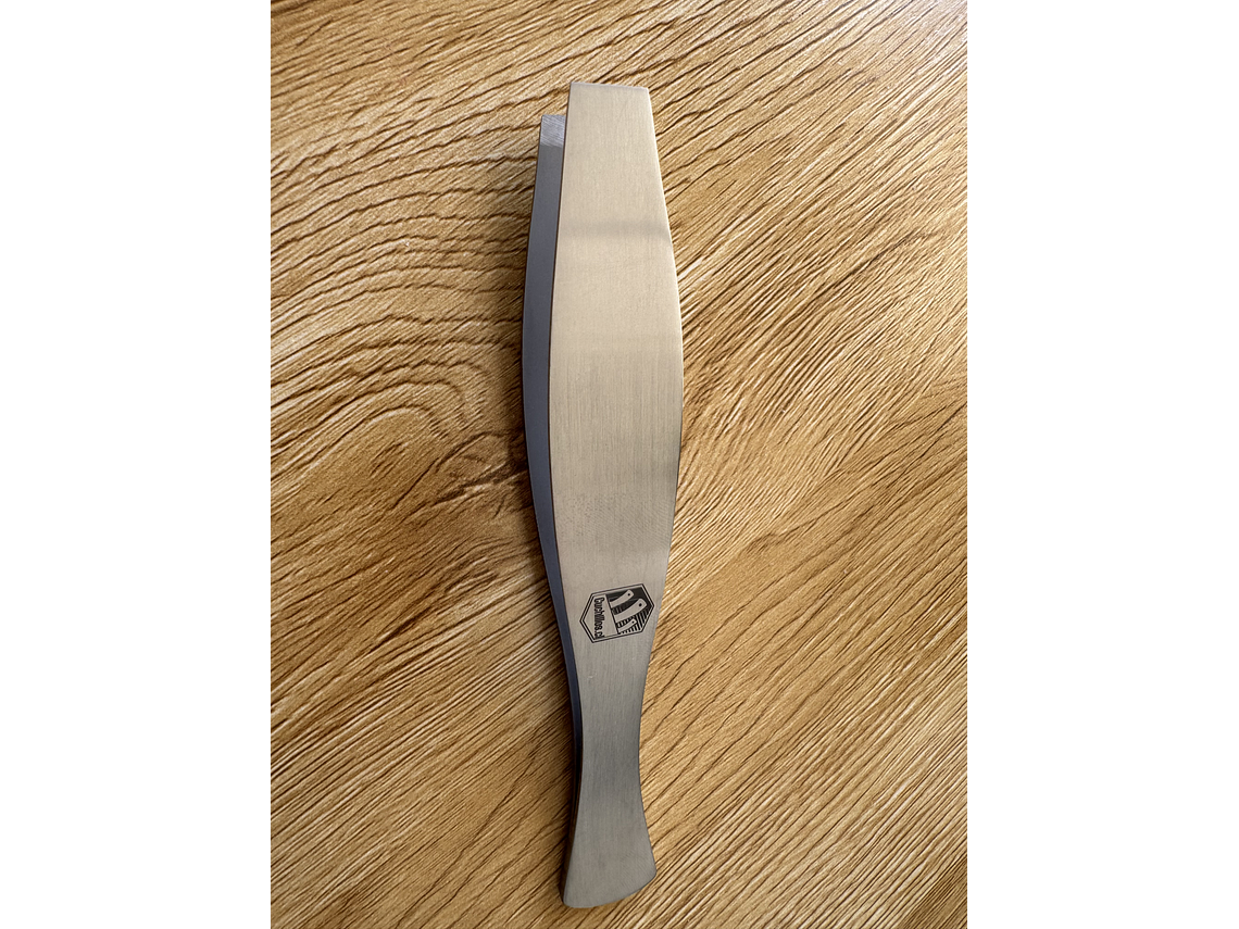 Pinza Saca Espinas. Punta Ancha. 15 cm. 2