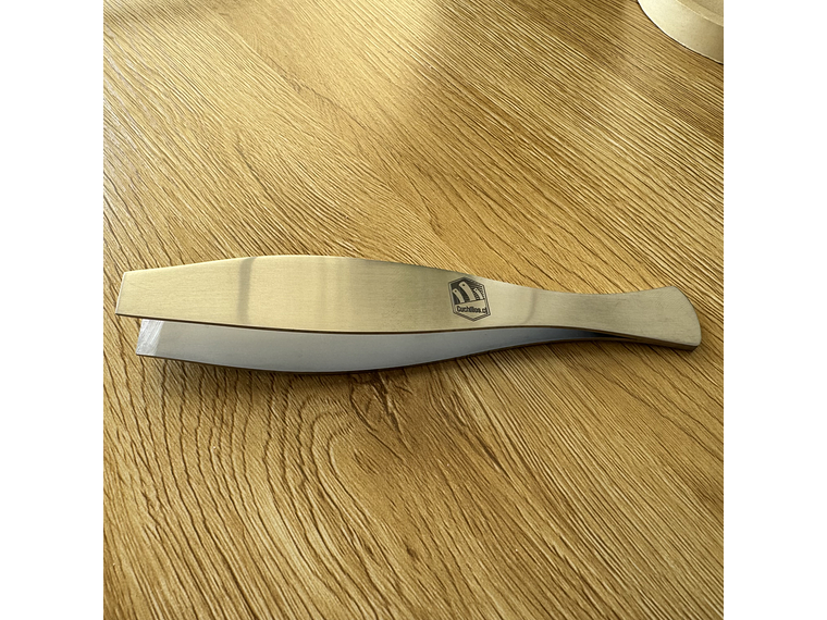 Pinza Saca Espinas. Punta Ancha. 15 cm. 1