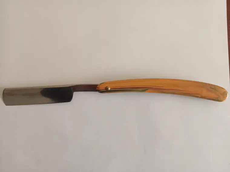 Navaja para Barba. Mango Ocre Marmoleado. Hoja 3 in. 1