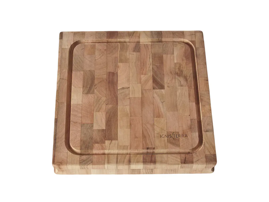 Tabla de Cocina. Madera de Lenga. Fin de Grano. 34 x 34 cm. 1