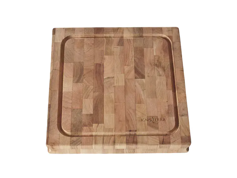 Tabla de Cocina. Madera de Lenga. Fin de Grano. 34 x 34 cm. 1