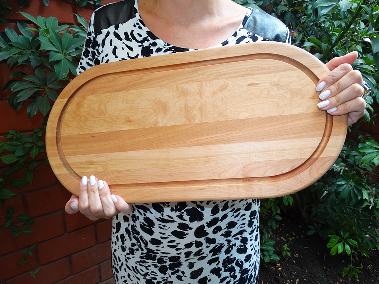 Tabla de Carne. Madera de Lenga. Ovalada. 48 x 24 cm. 2