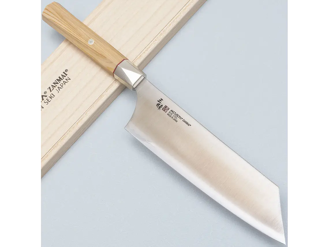 Cuchillo Bunka. Acero Aogami. Hoja 180 mm. 1