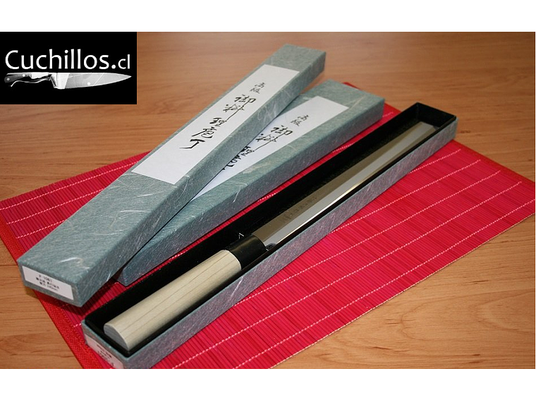 Cuchillo Takohiki. Mango Madera Magnolia. Hoja 240 mm. 3