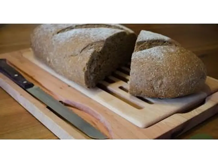 Tabla de Pan. Madera de Lenga. 40 x 30 cm. 2