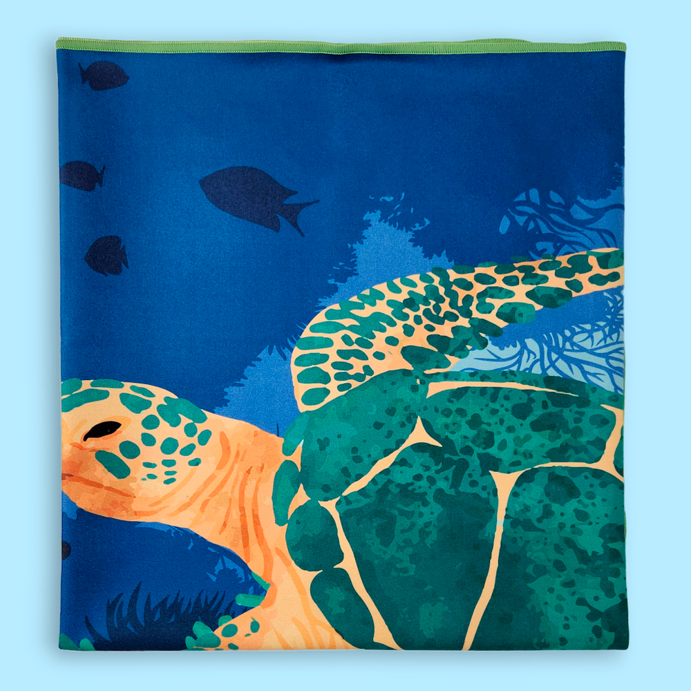 Toalla de microfibra viajera • Tortuga verde