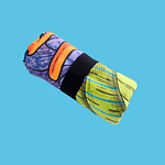 Toalla viajera • Niño explorando el mar