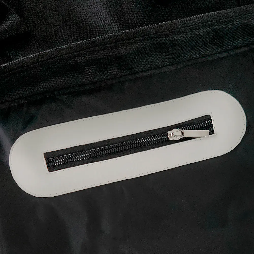 Tote Mykonos • Negro / blanco