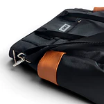 Tote Mykonos • Negro / caramelo