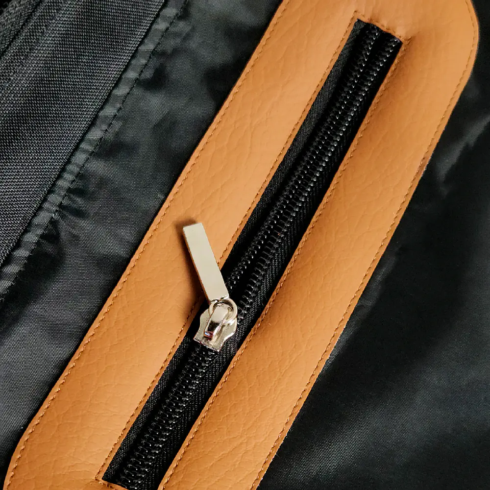 Tote Mykonos • Negro / caramelo