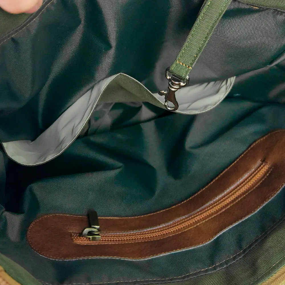Tote Mykonos • Verde militar / tabaco