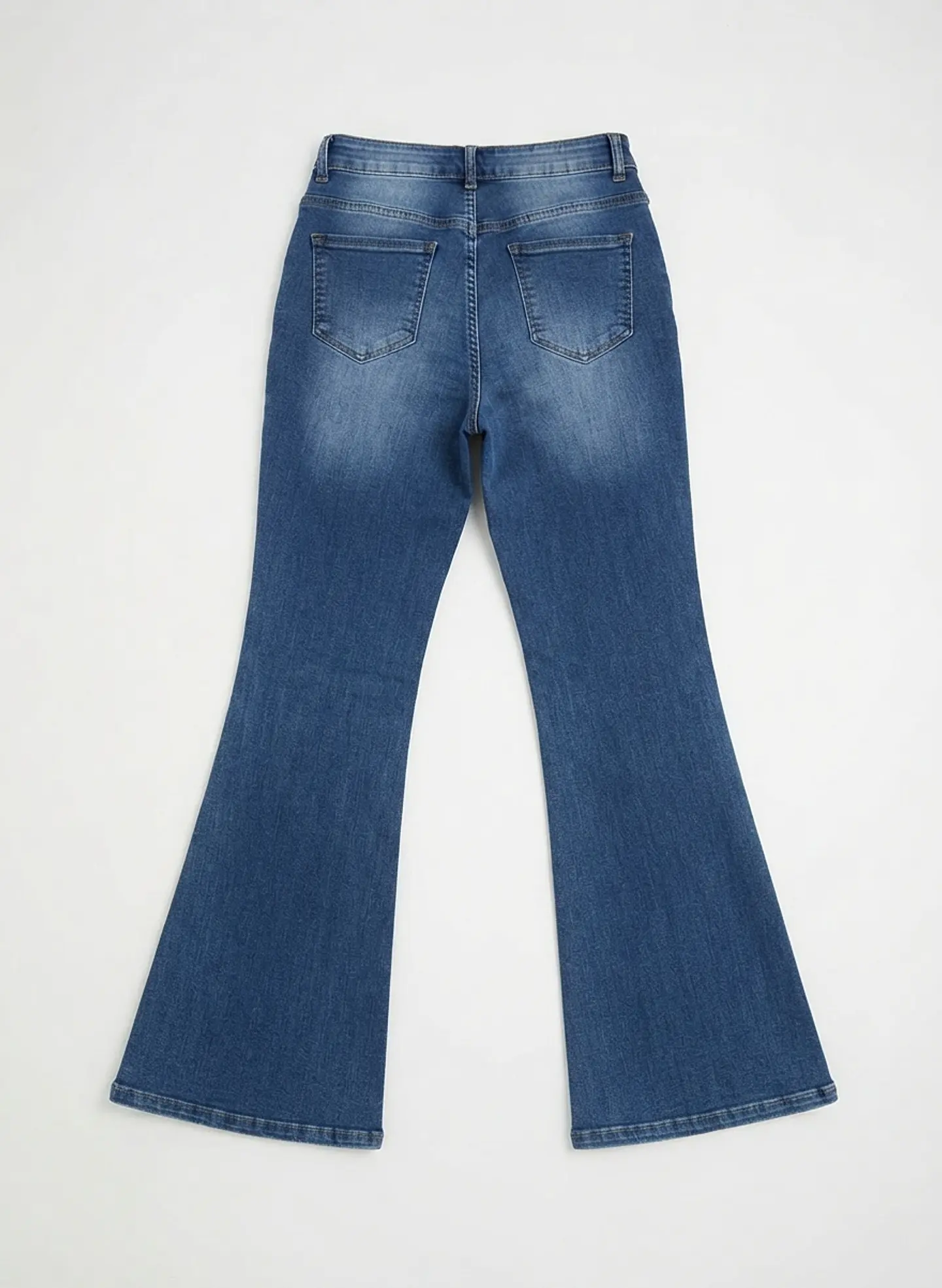 Jeans Flare Mujer Tiro Alto Azul Clásico Focalizado 4
