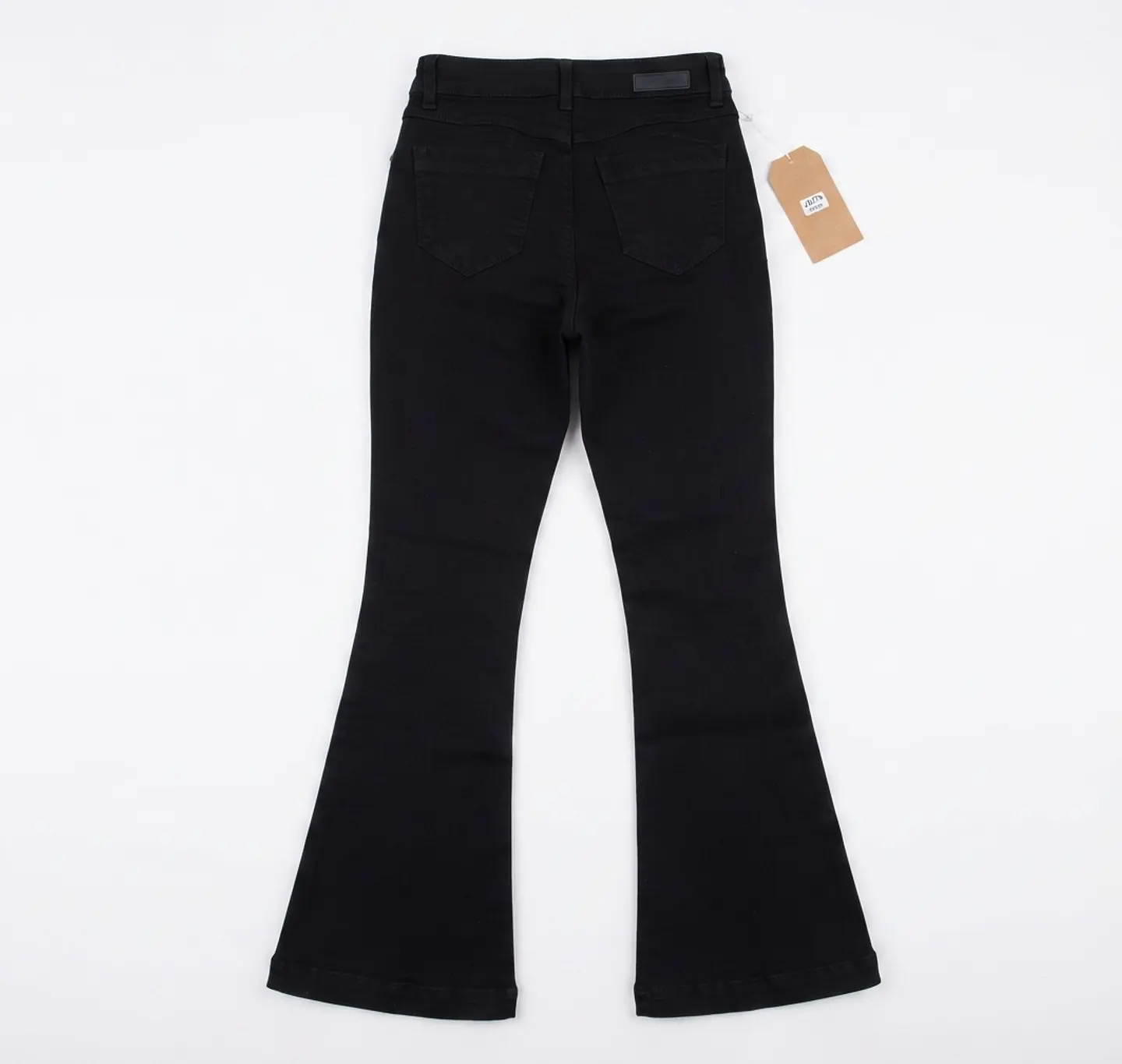 Jeans Flare Acampanado Negro Tiro Alto Elasticado con Push-Up 3