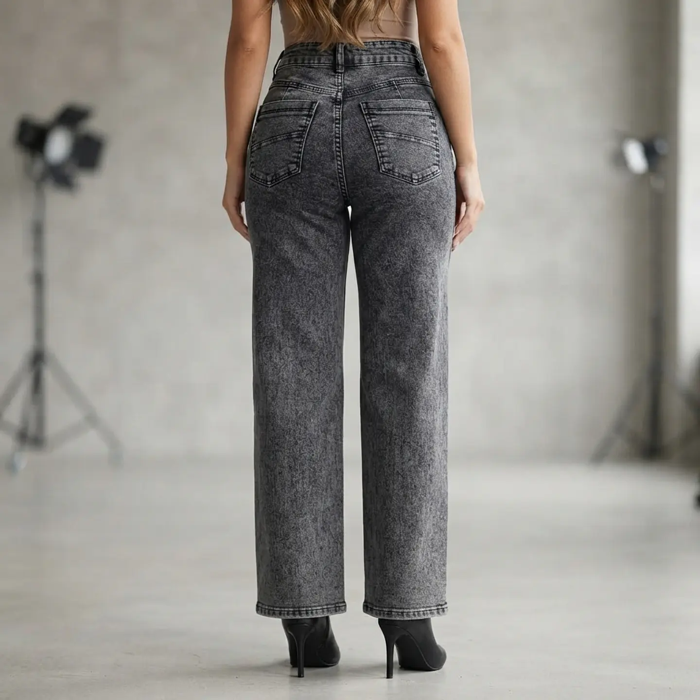 Jeans Wide Leg Tiro Alto Elasticado Gris Oscuro Nevado 3
