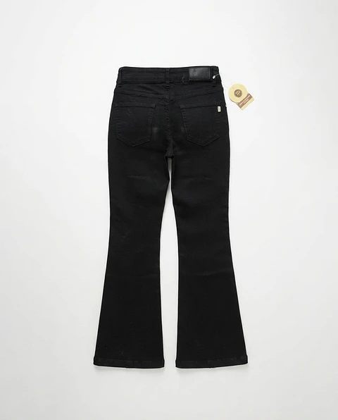 Jeans Flare Acampanado Elasticado Negro Solido con Rotos