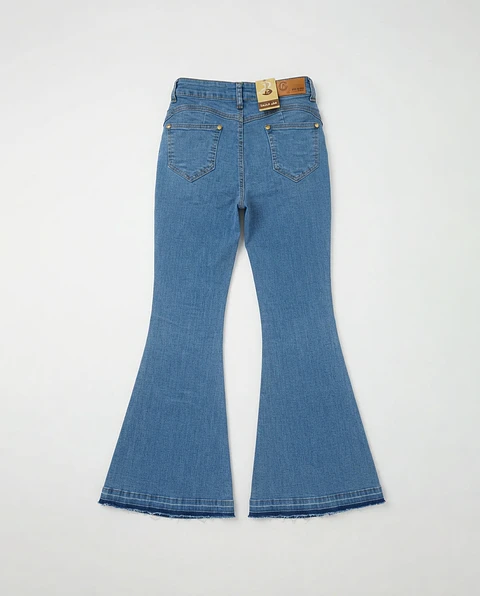 Jeans Flare Acampanado Elasticado Azul Clásico con Rotos 