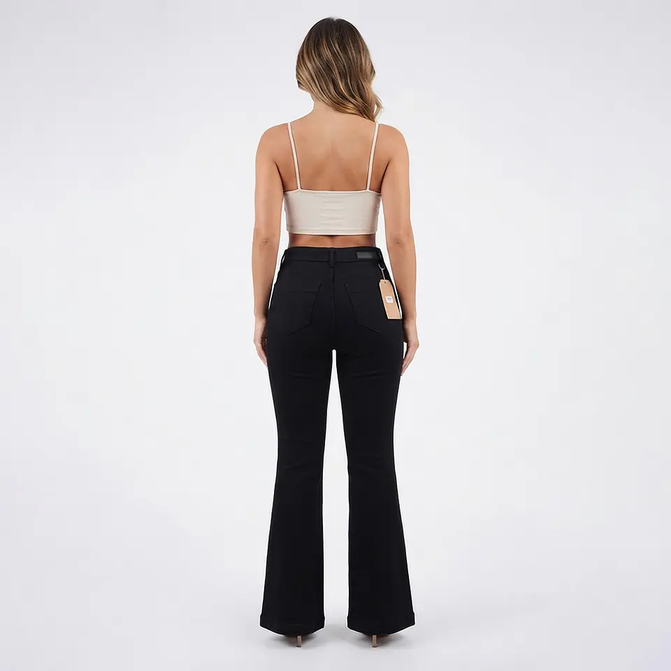 Flare Acampanado Negro Tiro Alto Elasticado con Push-Up 2