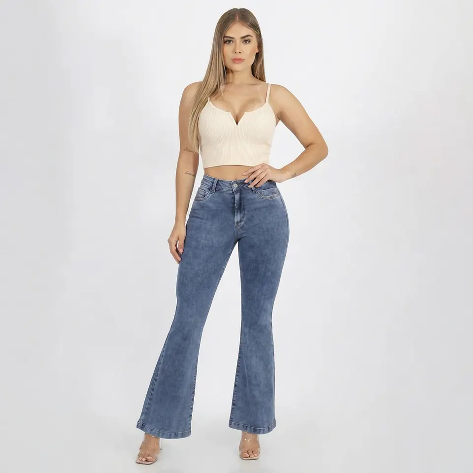 Flare Azul Lavado Tiro Alto Elasticado con Push-Up 1