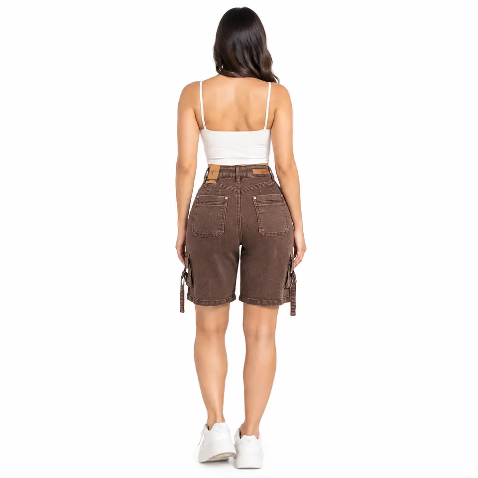 J1514 | Short Bermuda Tiro Alto Chocolate con Push-Up 2