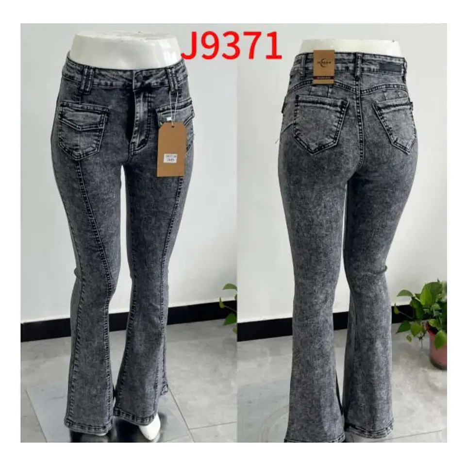 9371 | Flare Elasticado Grafito Acid Wash Tiro Alto con Push-Up 3