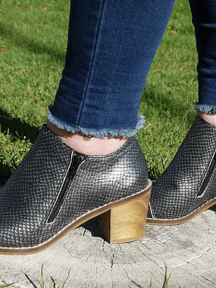 Campero Taco Negro Plata