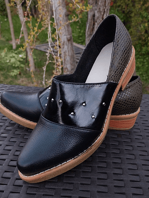 Zapato Tachas Estampado