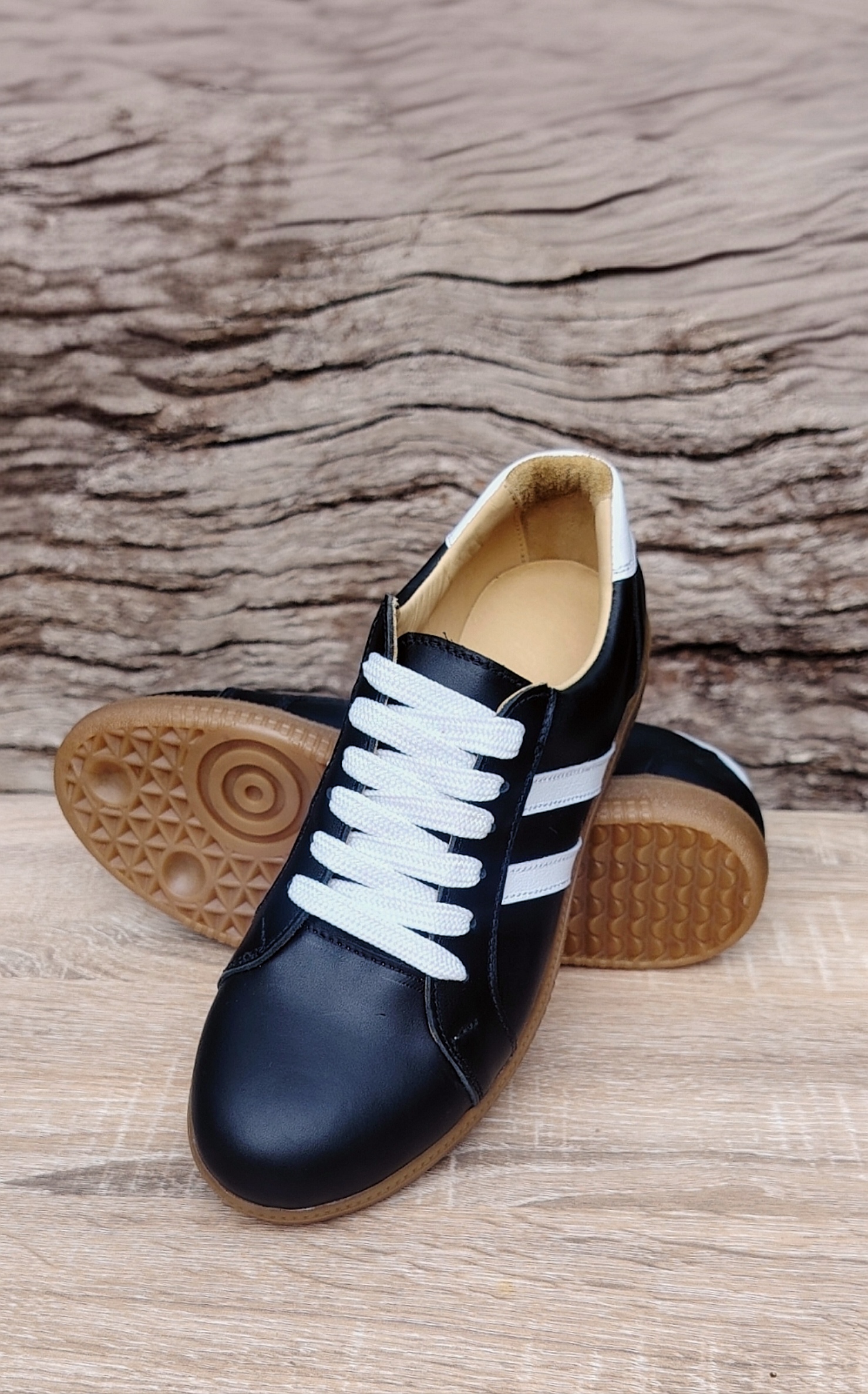 Zapatilla Negro PL Café