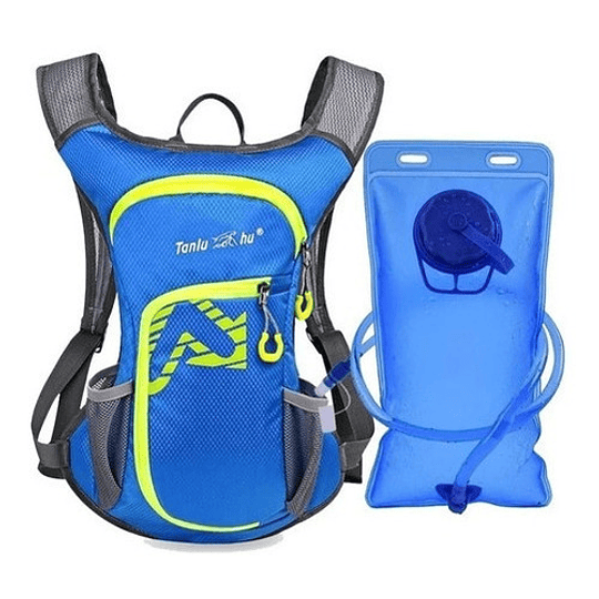 Mochila Trekking Senderismo Camellback + Bolsa Hidrat 2 Lts