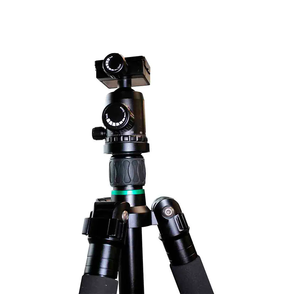 Trípode para Cámara Térmica Hikvision DS-2907ZJ 3