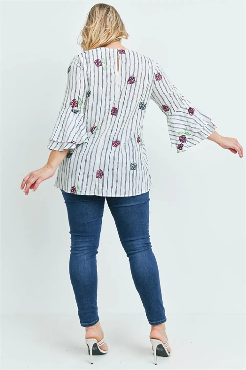 Polera PL086 mangas 3/4 tipo campana 4