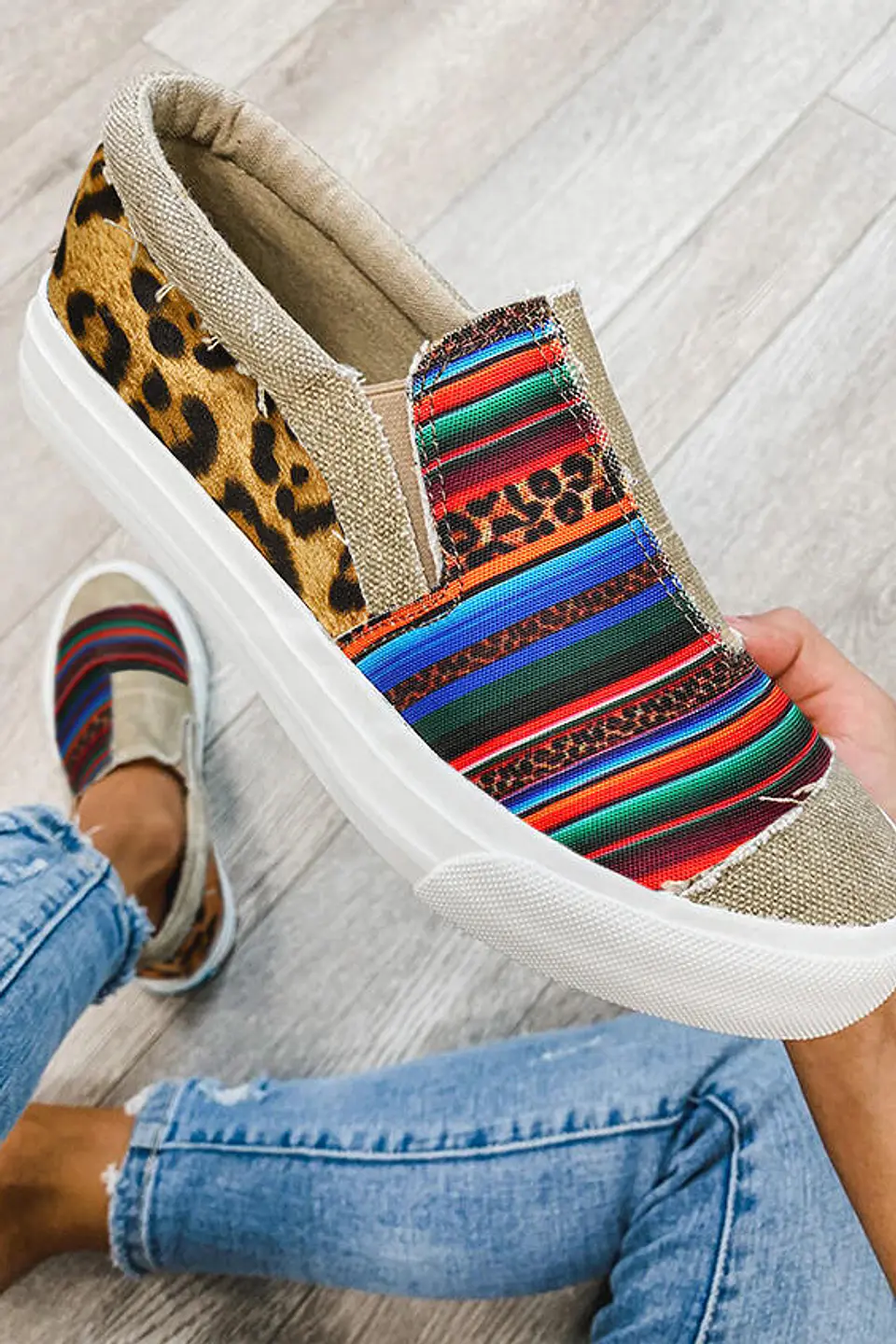Zapatilla Z005 tipo lona lineas 3