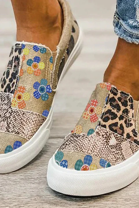 Zapatilla Z006 tipo lona flores